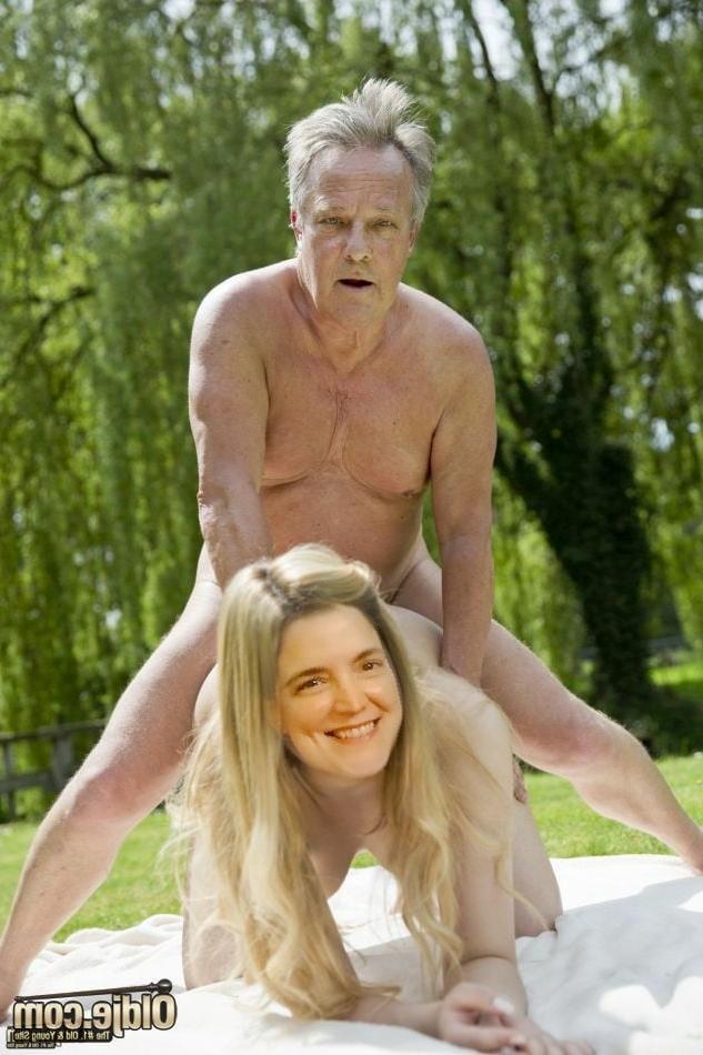 15P Amy bitch sexy