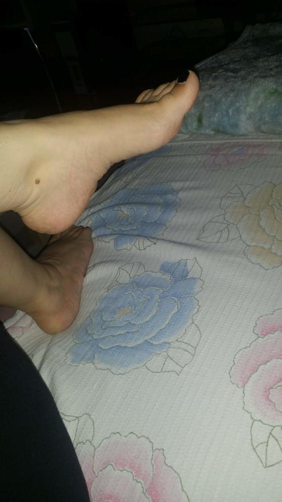 25P Joan's Feet