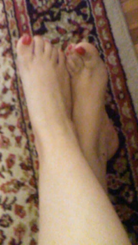 25P Joan's Feet
