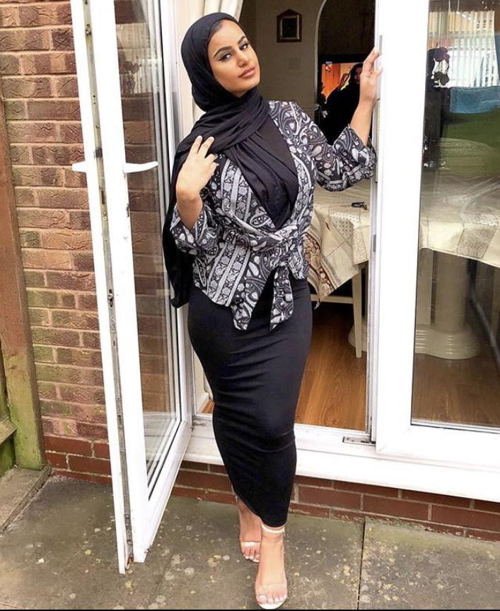 12P Paki pretty pussy Birmingham bitch
