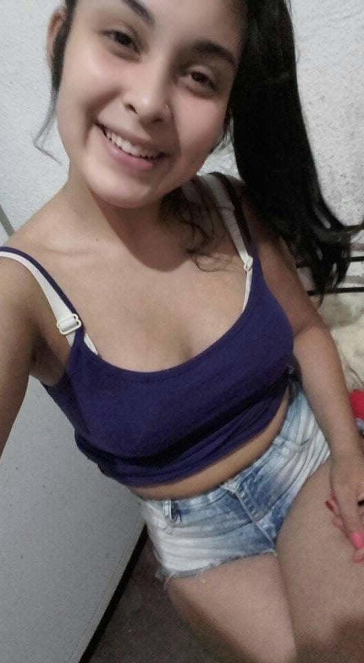 25P MICAELA GOMEZ (Vol 2) puta argentina teen sexy bitch