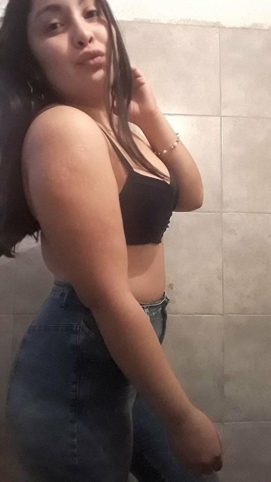 25P MICAELA GOMEZ (Vol 2) puta argentina teen sexy bitch