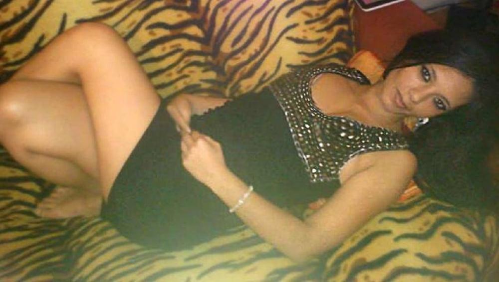 25P Ceske Matky - Czech Mom 3 SEXY YOUNG GYPSY MOM