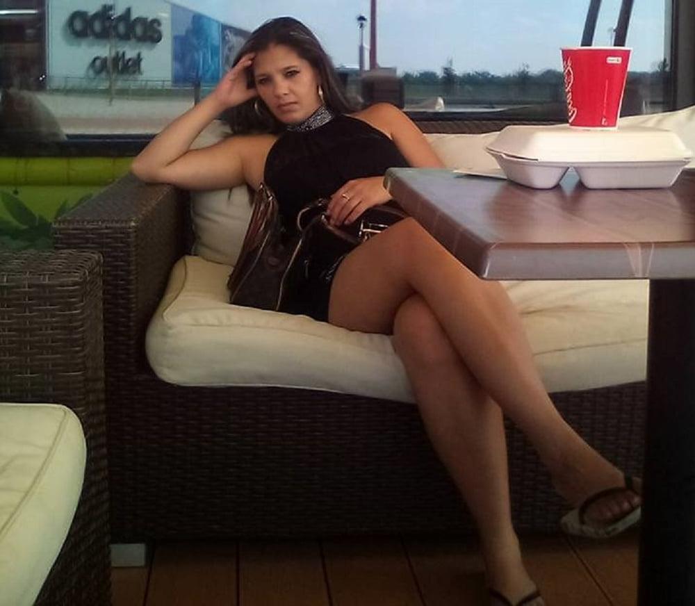 25P Ceske Matky - Czech Mom 3 SEXY YOUNG GYPSY MOM