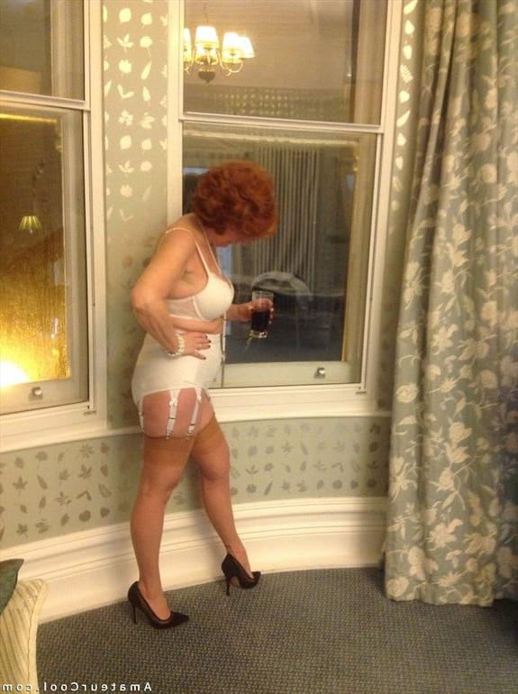25P British wife