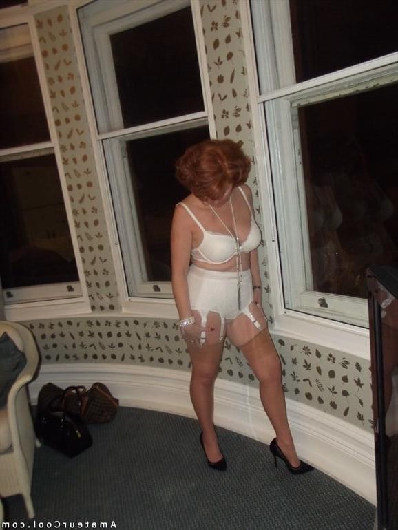 25P British wife