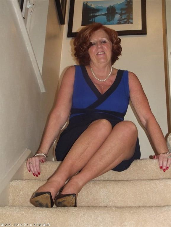 25P British wife