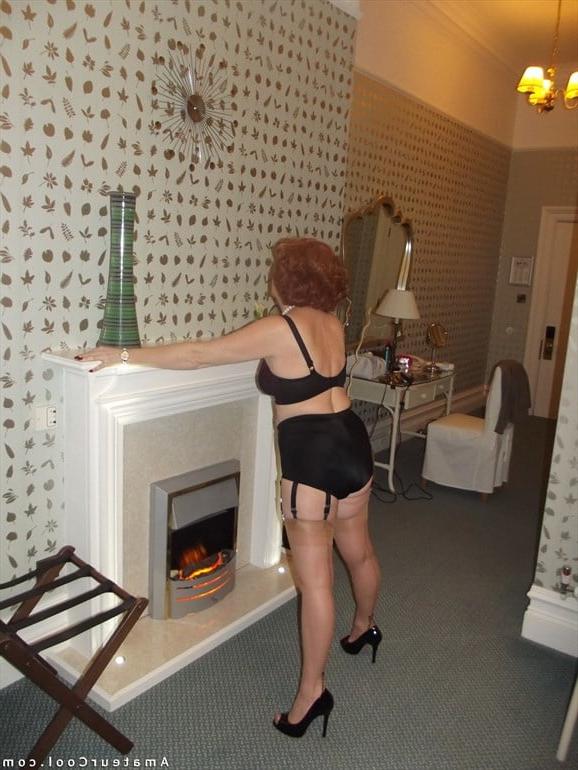 25P British wife
