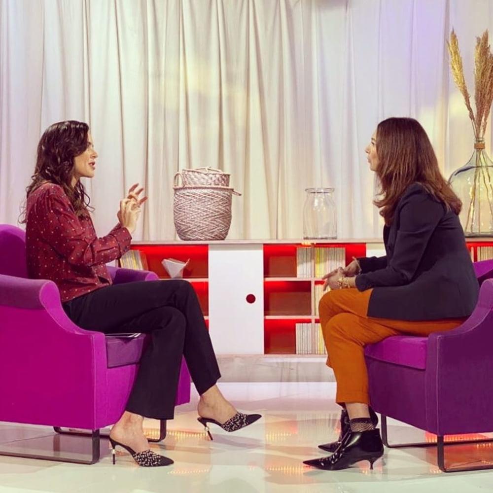 25P Sophie Coste (TPMP) hot ass boobs feet