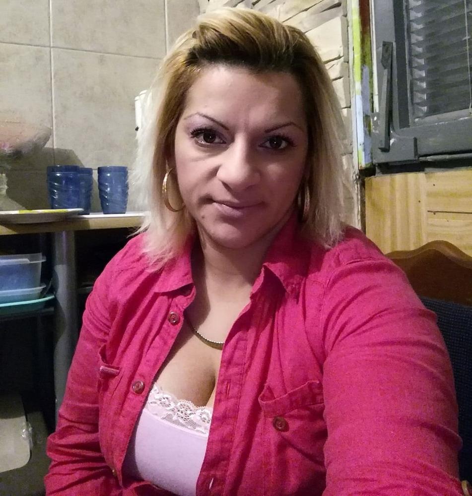 25P Ceske Matky - Czech Mom 1 - HORNY GYPSY MOM WITH FAT TITS