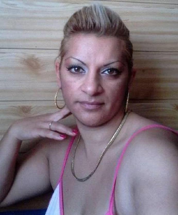 25P Ceske Matky - Czech Mom 1 - HORNY GYPSY MOM WITH FAT TITS