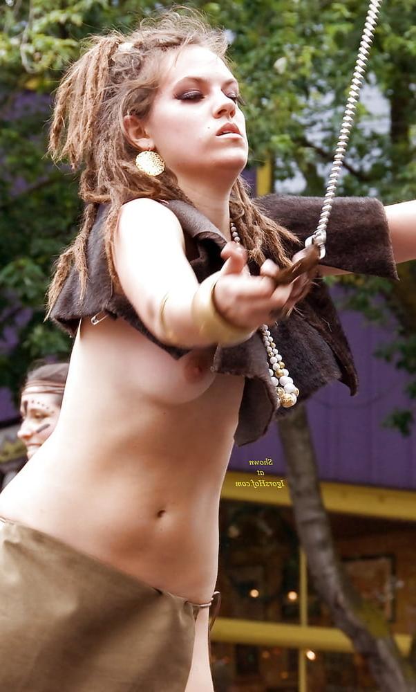 25P cute girls boobs
