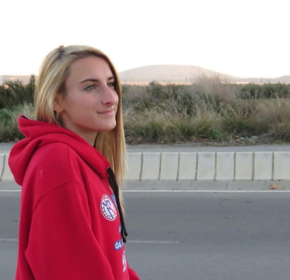 10P CUTE GIRL