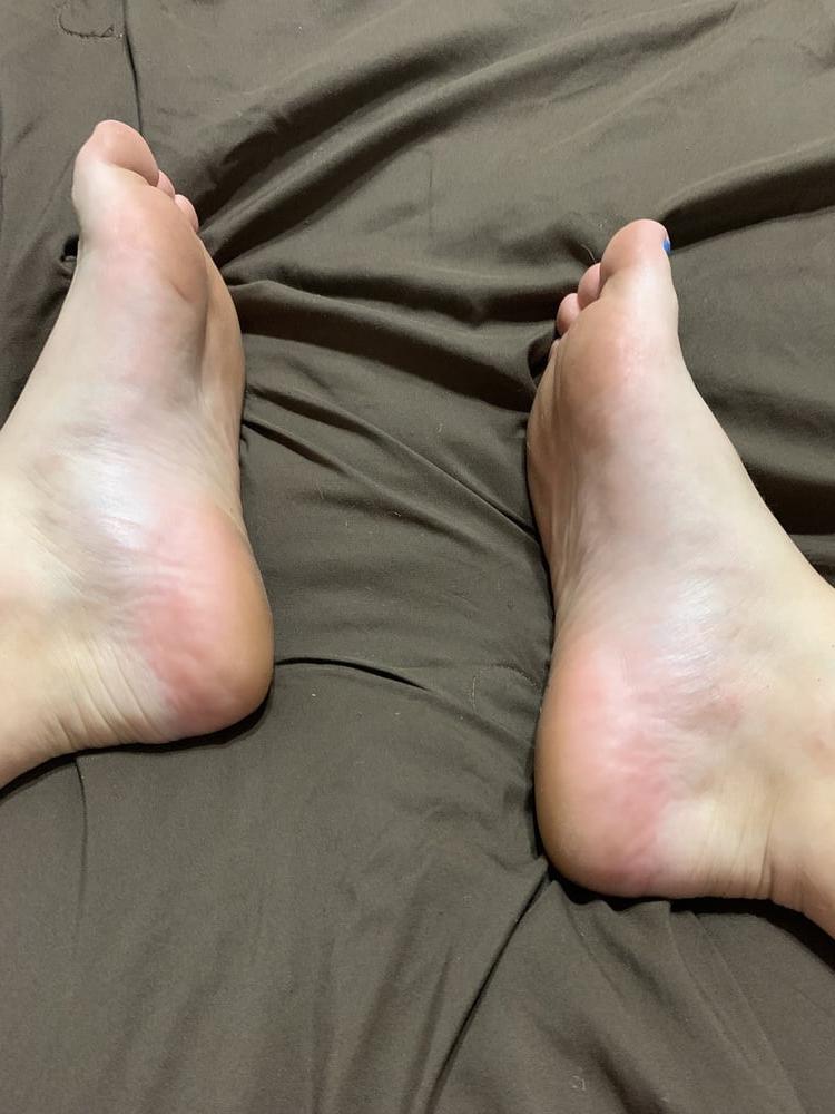 10P New feet pics of my sexy girl