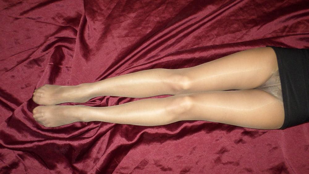 25P My different tights on my feet