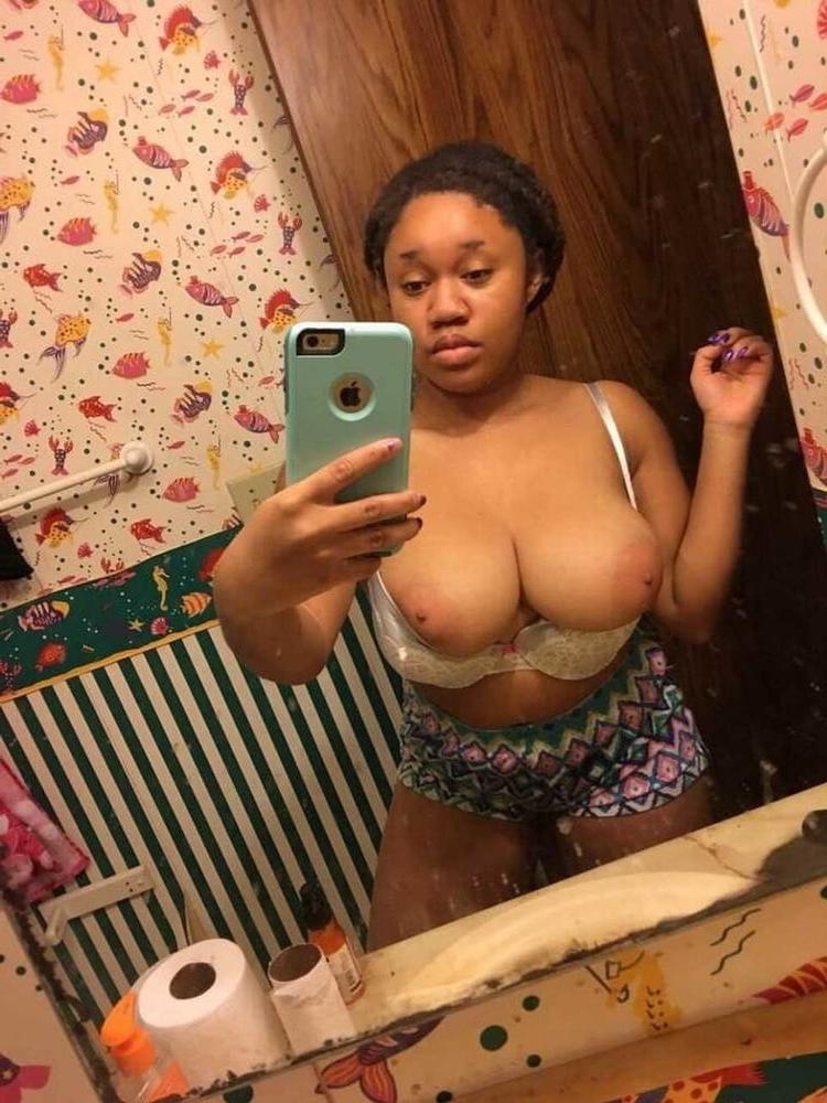 6P Pretty Chubby id fuck 18