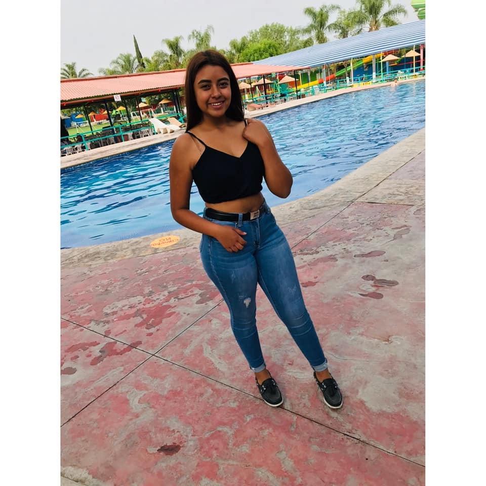 25P LIZBETH ALVAREZ hot sexy teen bitch mexican (Vol 1)