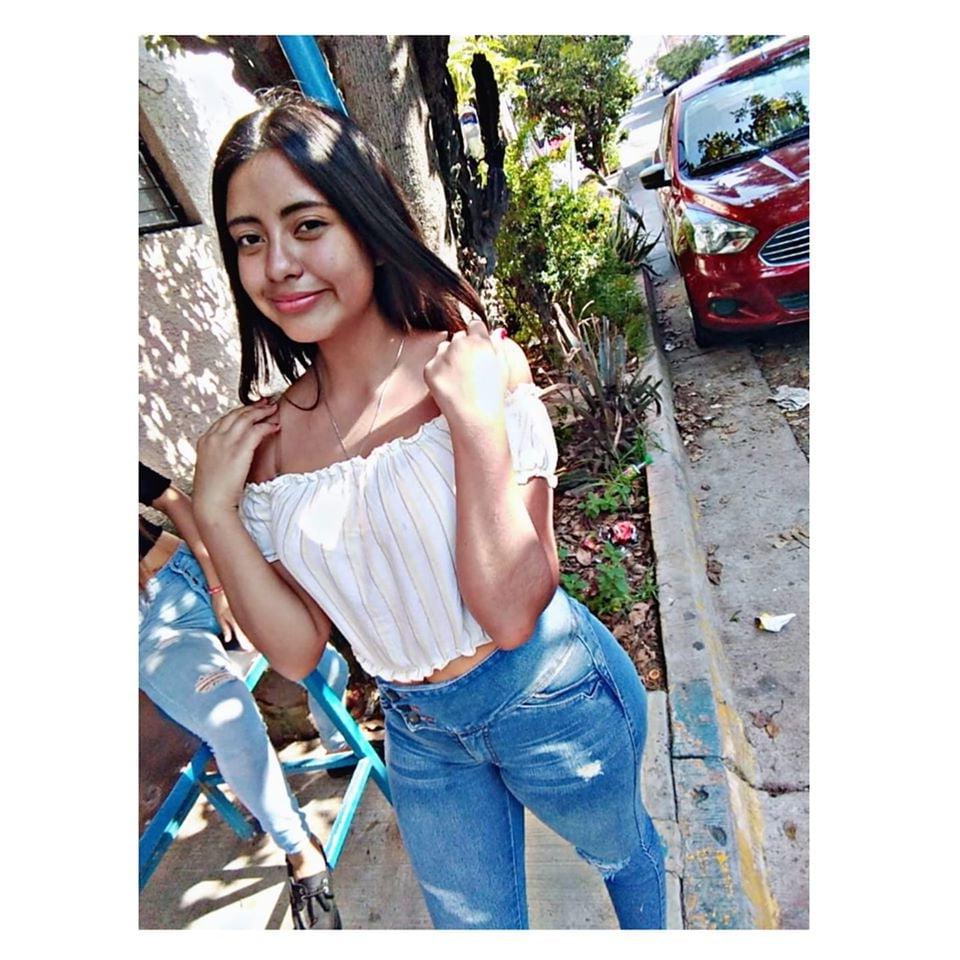25P LIZBETH ALVAREZ hot sexy teen bitch mexican (Vol 1)