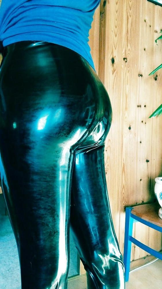 21P Latex-Rubber-PVC Asses 28
