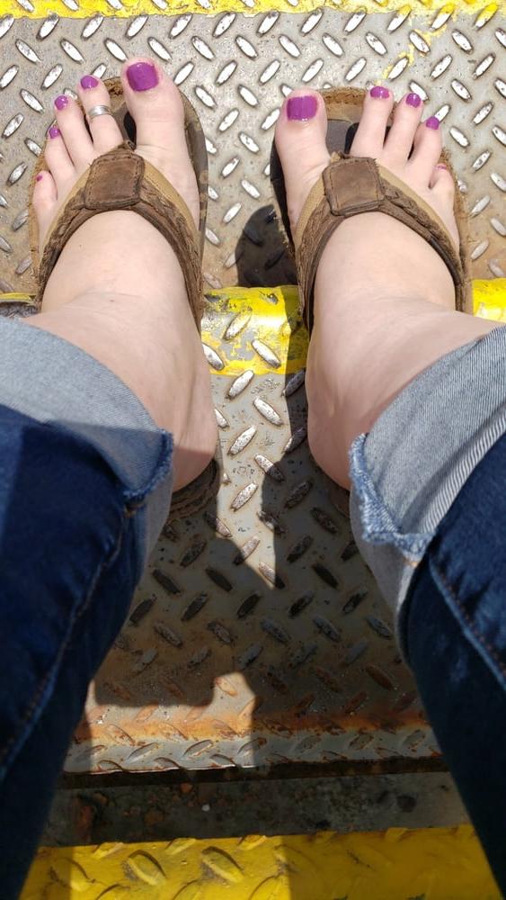 16P SEX FEET