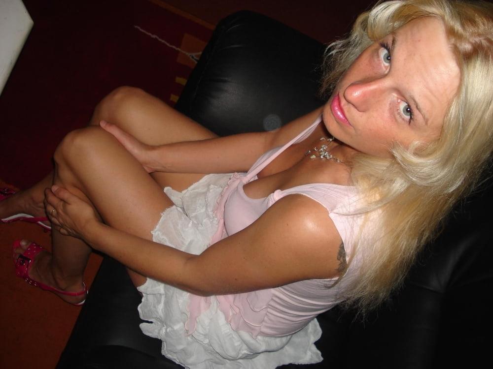 25P Slutty German Bitch