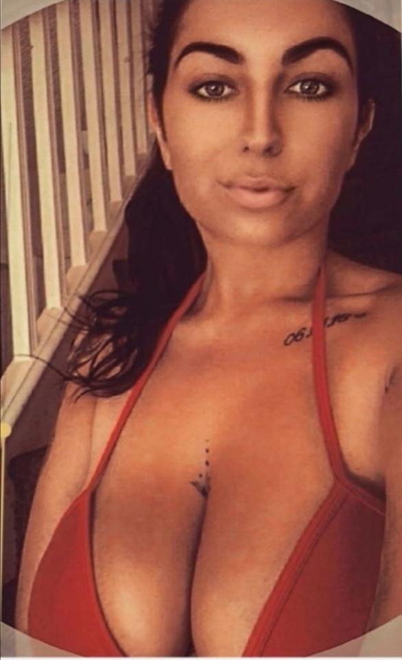 25P Big Titted British Women 20