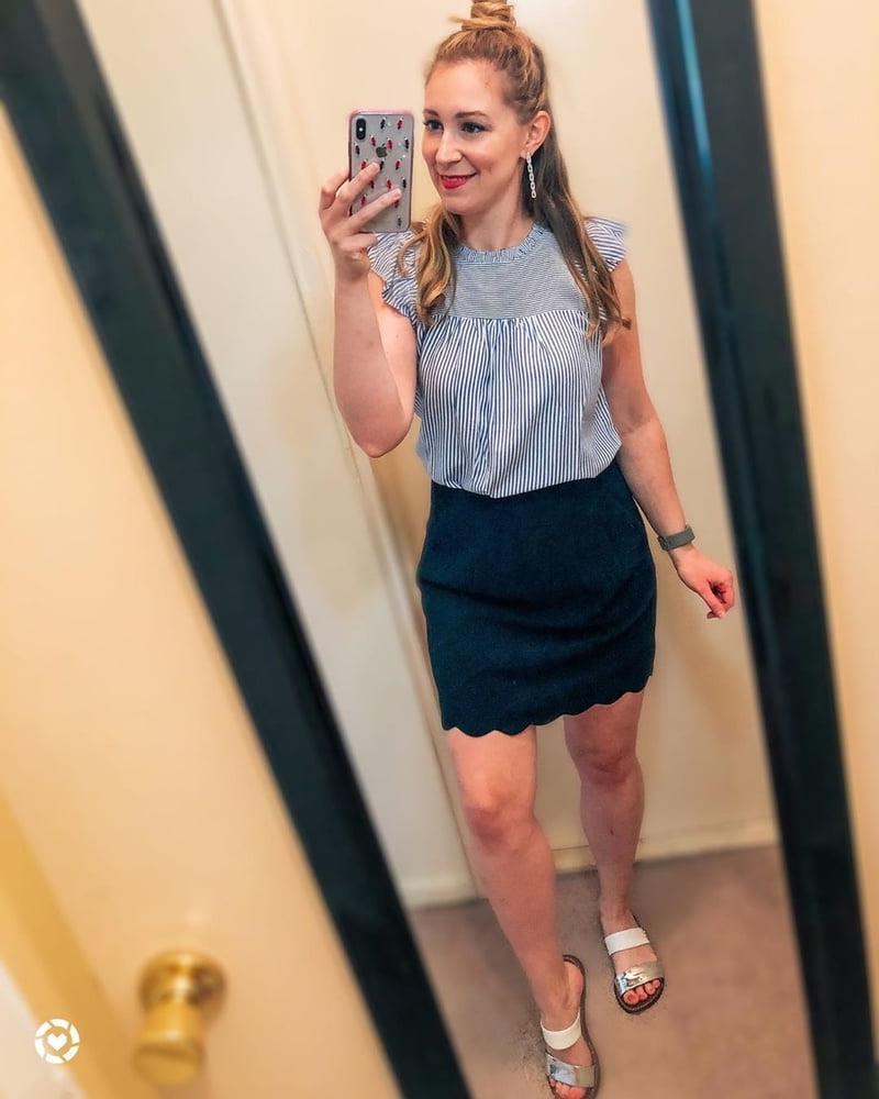 25P Sexy Music Teacher with nice Feet and Legs