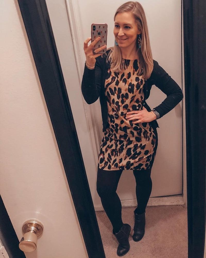 25P Sexy Music Teacher with nice Feet and Legs