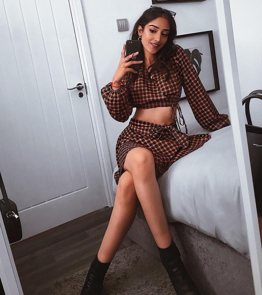 25P Indian Bitch who got nudes?