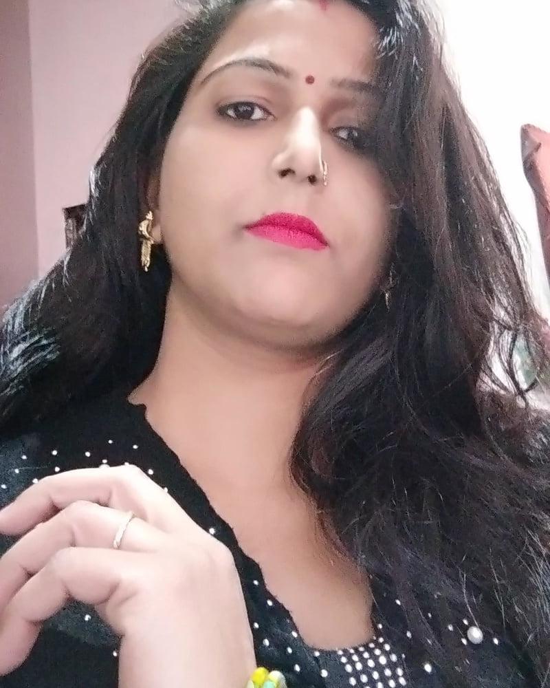 23P desi cute bhabi