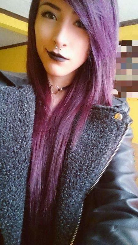 24P Daniela Zavala linda novinha punk