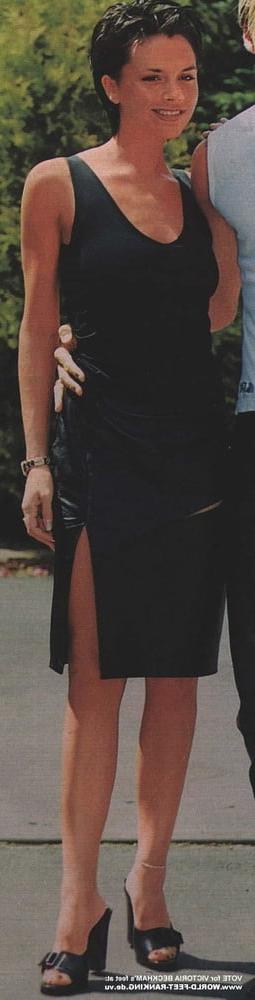 25P victoria beckam feet