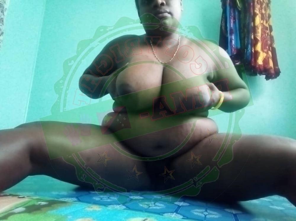 25P Chubby mama