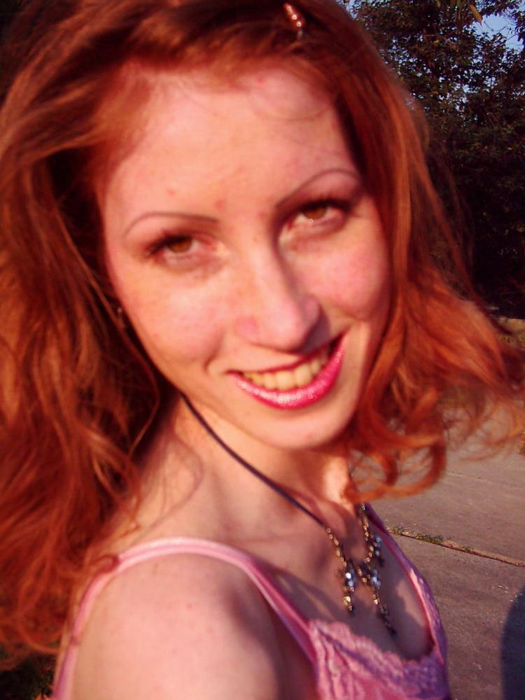 25P Skinny redhead mature bitch showing her pussy for everyone