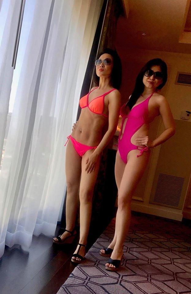 25P British UK Matures in Bikinis 22