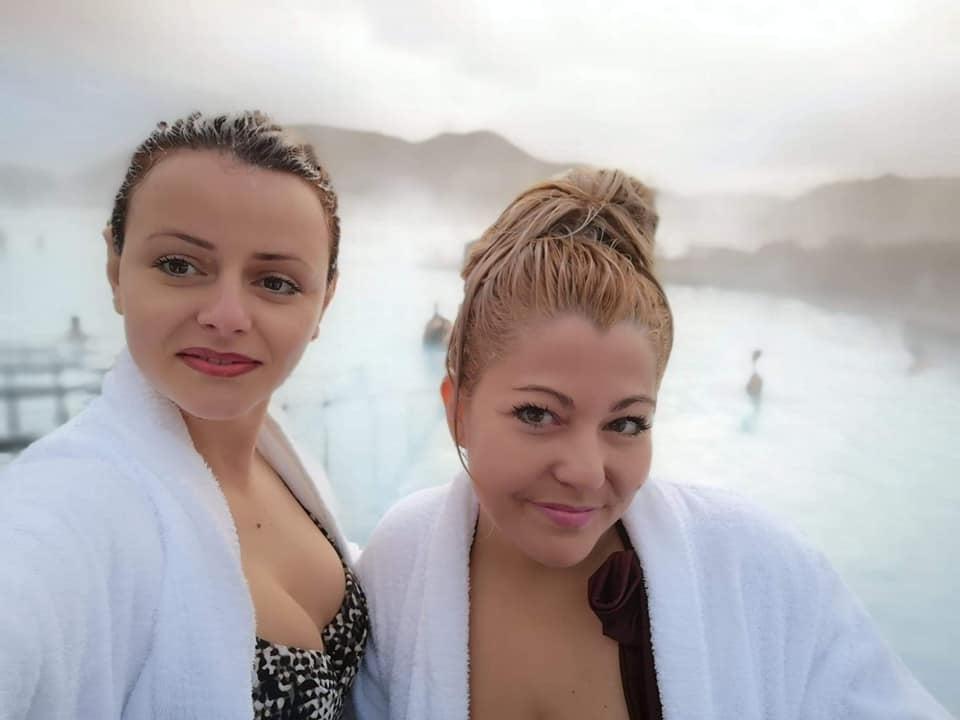 25P British UK Matures in Bikinis 22