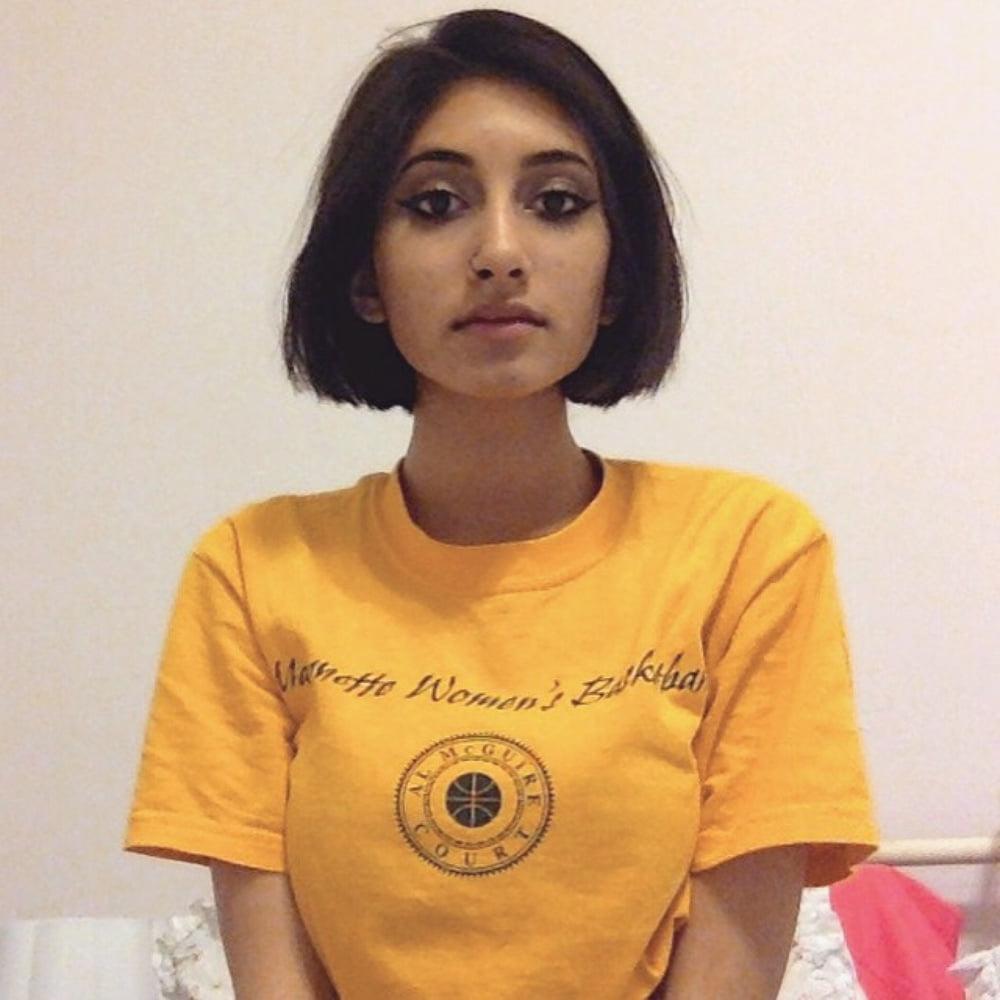 12P Desi cute girl