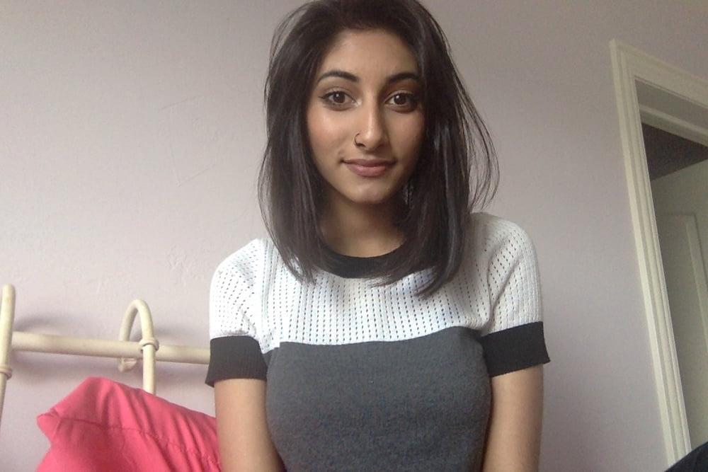 12P Desi cute girl