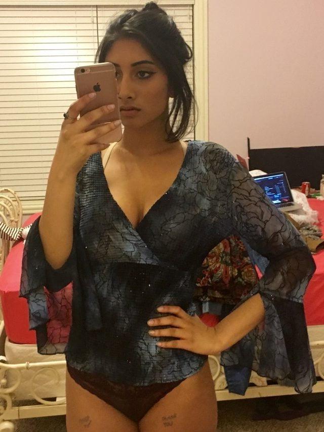 12P Desi cute girl