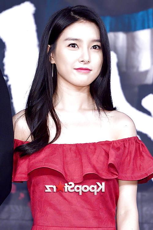 25P Korean Goddess Kim So Eun