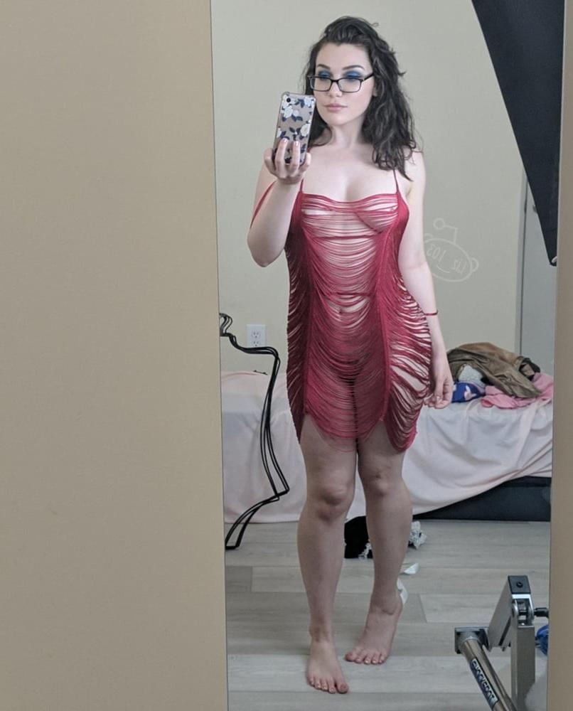 25P Sexy hairy white bitch girl