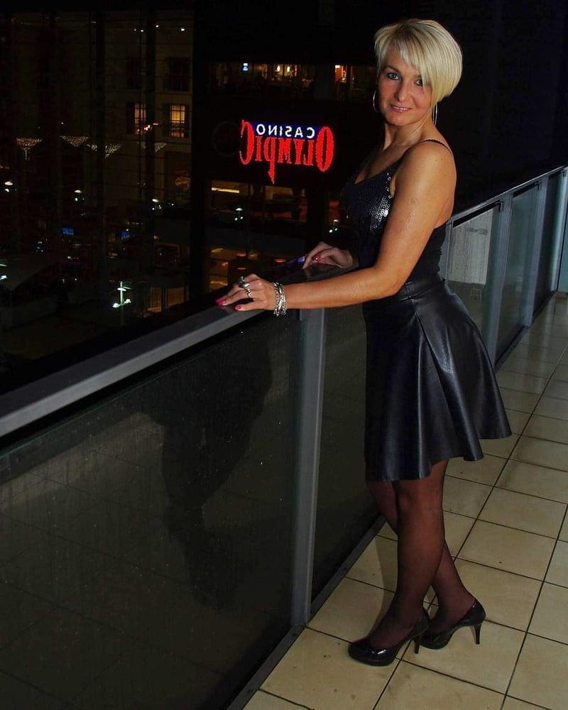 25P The Bitch MILF Collection Vol 27