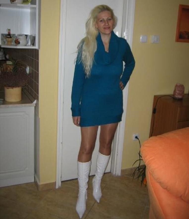 25P HUN MAGYAR SEXY MILF 76 GOOD SUCKING BITCH MOM