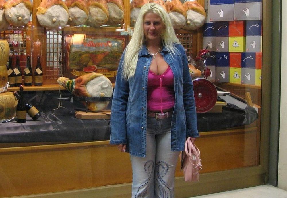 25P HUN MAGYAR SEXY MILF 76 GOOD SUCKING BITCH MOM