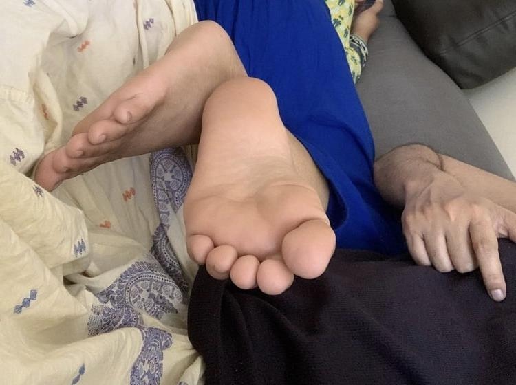 25P Amateur Indian Feet