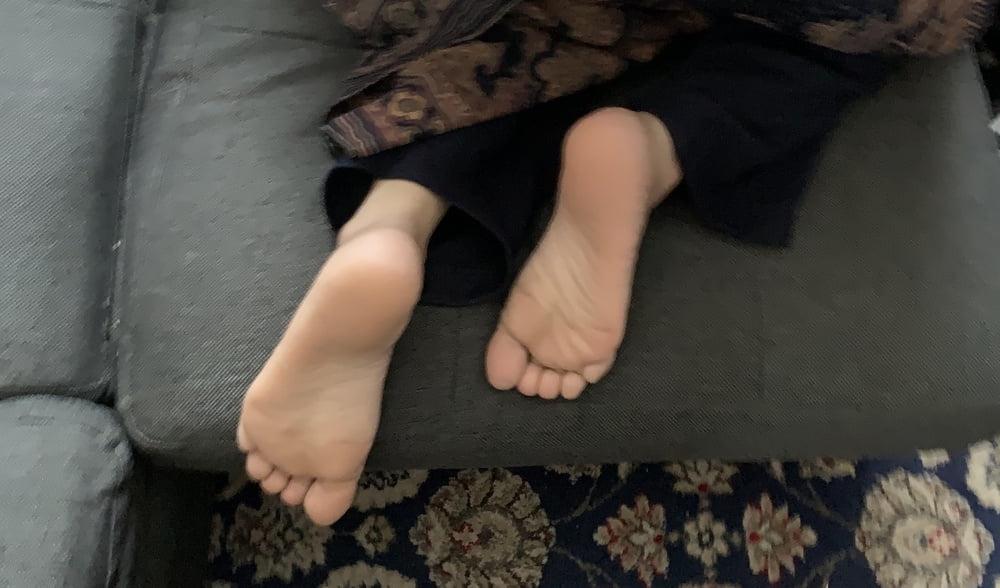 25P Amateur Indian Feet
