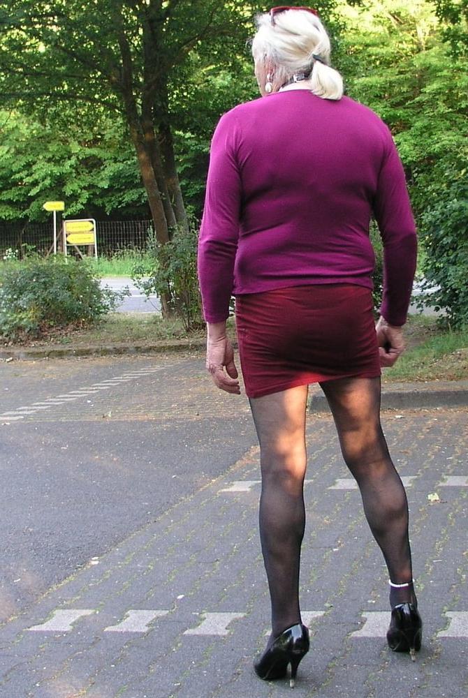 19P BiSexSklave F 1 tabulos DWT belastbar Bereich Bonn