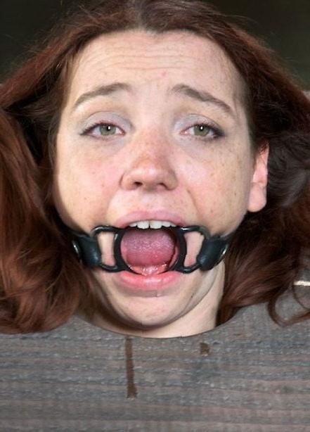 25P Controle her mouth &amp; own her pussy