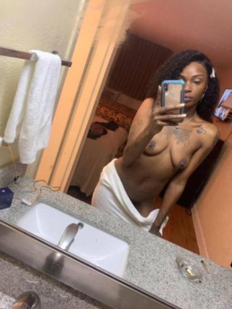 6P Sexy Ass Chocolate Bitch