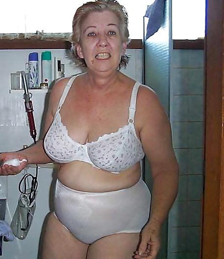 21P Real Grannies 4